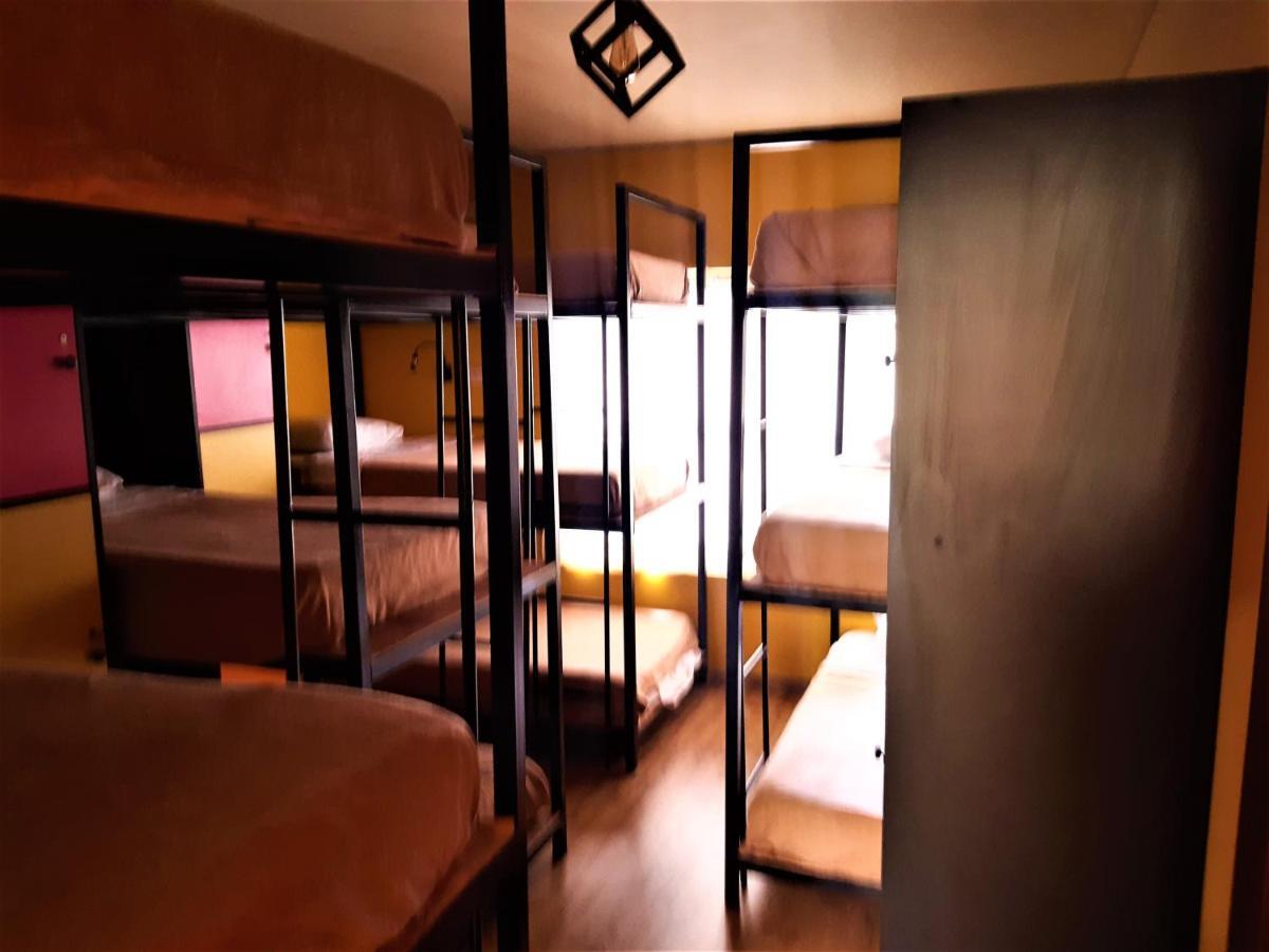 Happy Tree Hostel Peru Distretto di Distretto di Lima Esterno foto